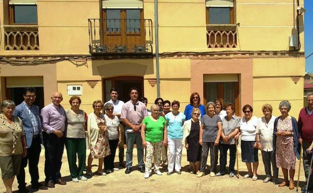 Villaherreros rehabilita la cubierta de la Casa de Cultura de su localidad