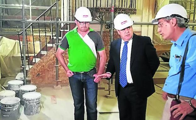 La Junta restaura la iglesia de San Miguel Arcángel de Pedrosa del Rey