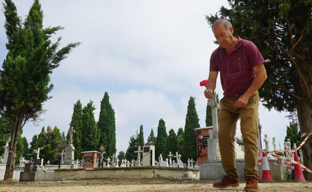 La tierra clama en el cementerio de El Carmen