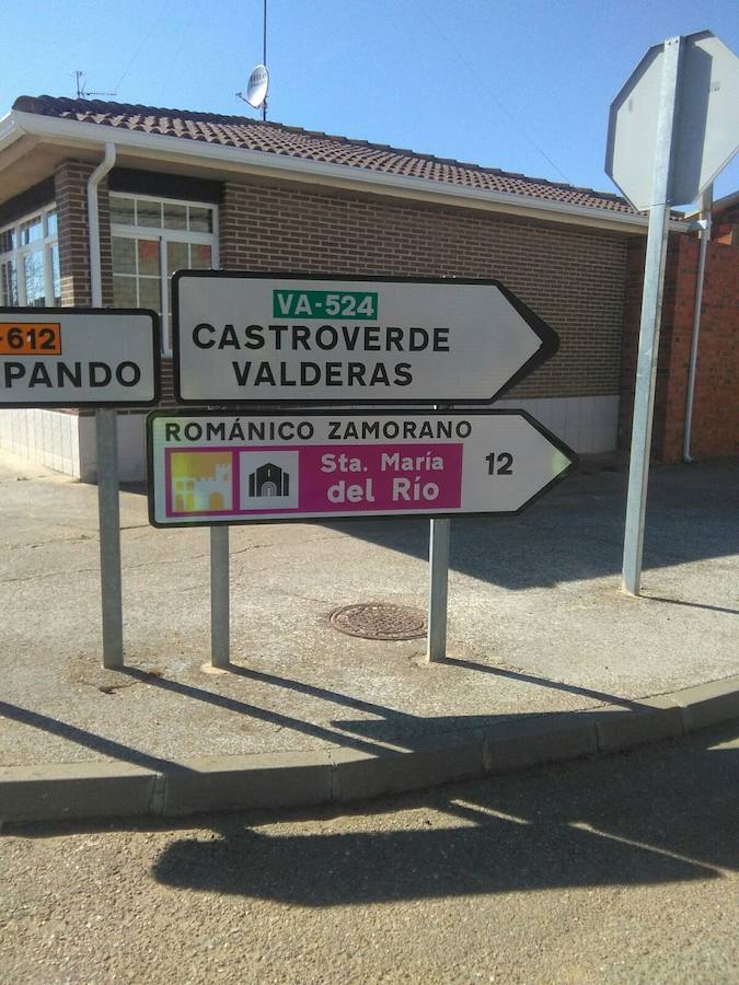 Un juez obliga a Villafrechós a recolocar dos señales turísticas