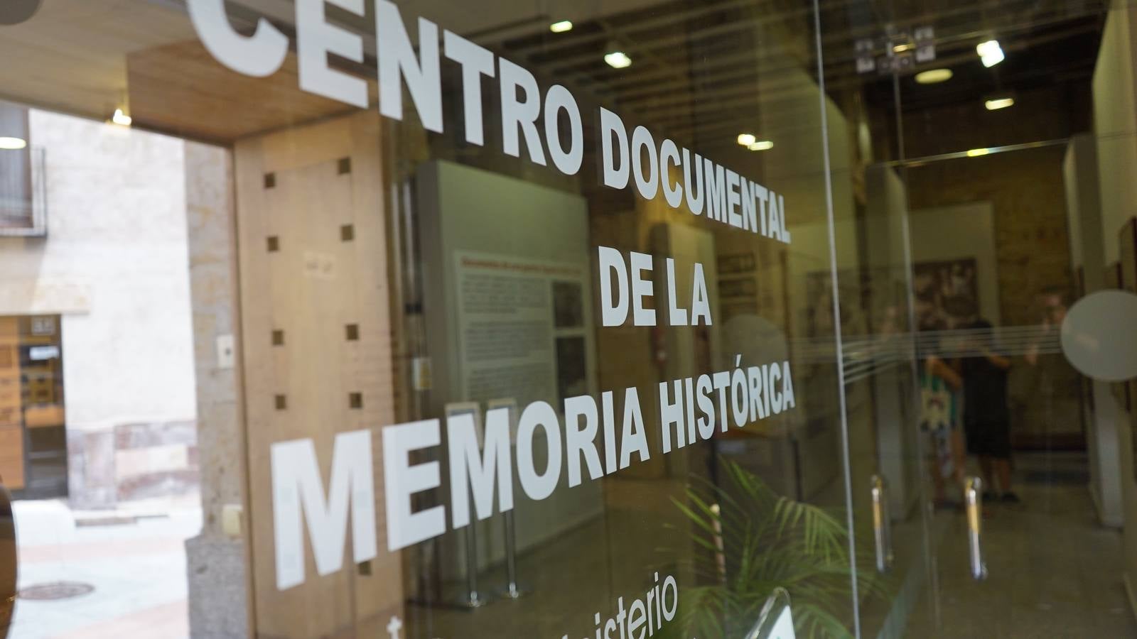Visita al Centro Documental de la Memoria