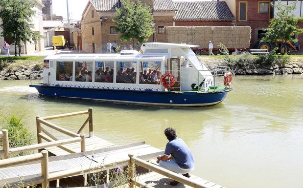 Las barcas de Villaumbrales se usarán por horas con un mínimo de 15 euros