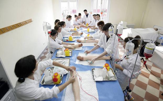 La Escuela de Enfermería de Palencia consolida la movilidad