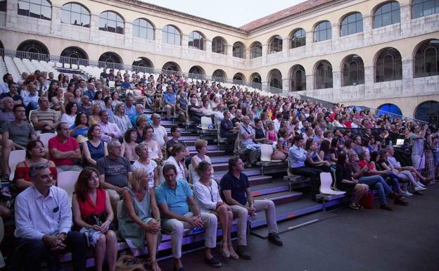 El Estival se despide este viernes con la actuación de Sole Giménez