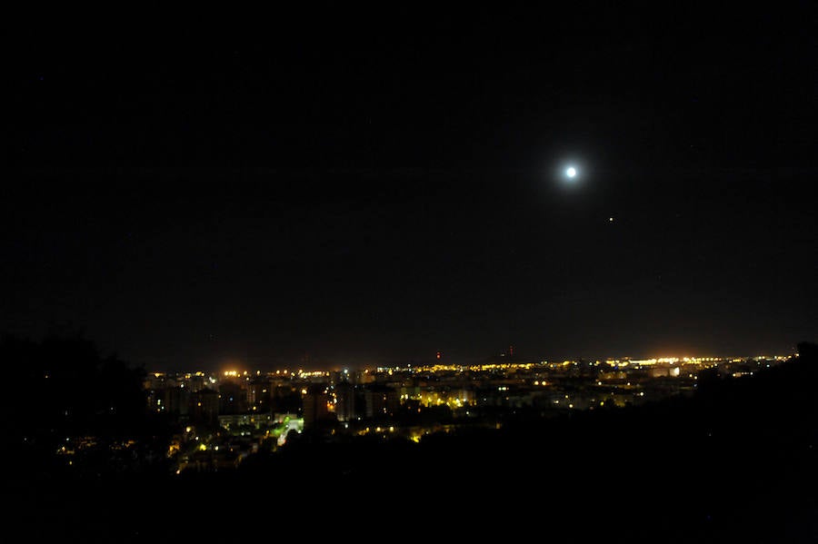 Así se vio el eclipse con la luna de sangre en Valladolid