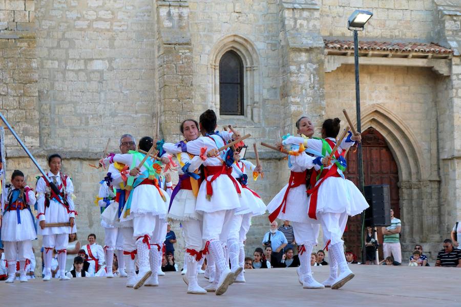Danza y Paloteo en Ampudia