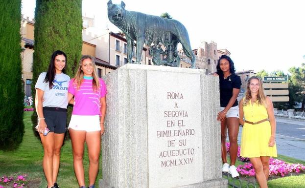 Juego y set con la historia de Segovia