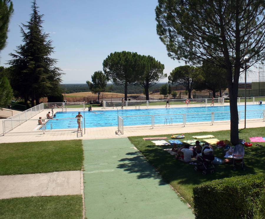 IU pide recuperar la gestión pública de la piscina de Cuéllar
