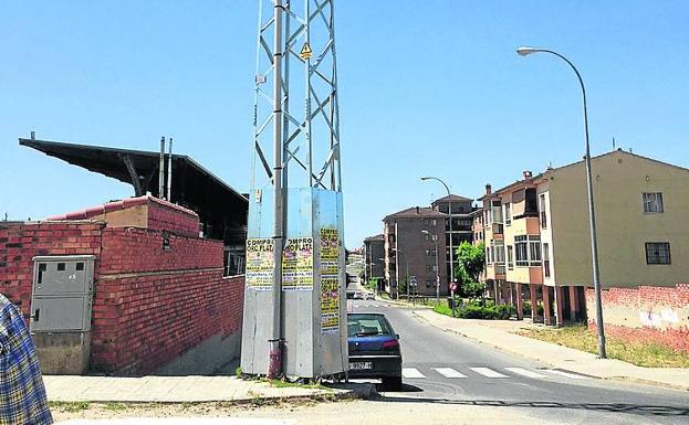 Ciudadanos cuestiona la accesibilidad en varias calles de La Abuera