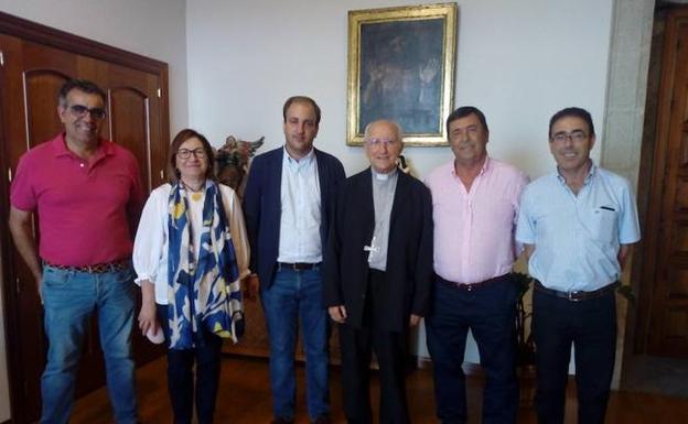 Asaja, agradecida al obispo de Ávila por sus rezos por el campo