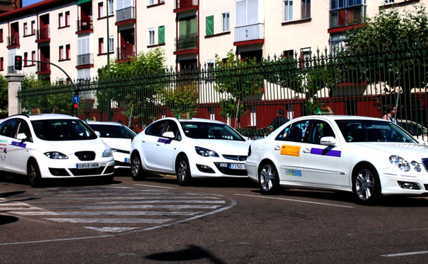 Los taxistas de Valladolid hablan sobre el conflicto con el sector de los VTC