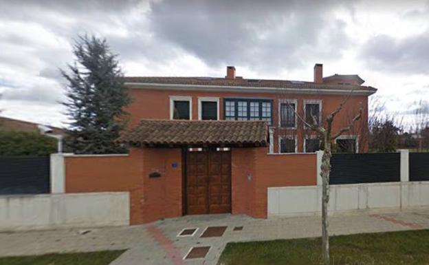 Encuentran una caja fuerte habitáculo y 63.000 euros en el registro de la casa de Ulibarri en Simancas
