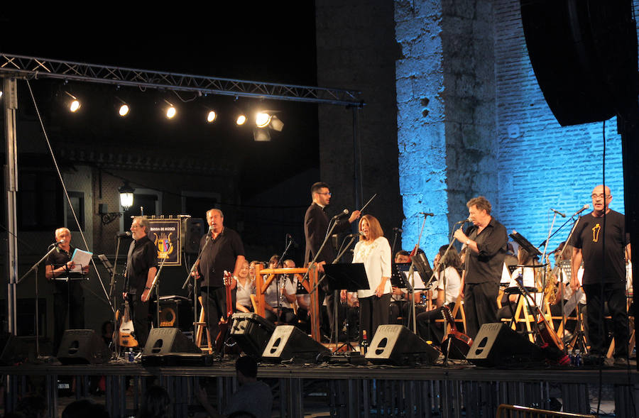 El Nuevo Mester y la Banda de Coca, un sonido cada vez más acoplado