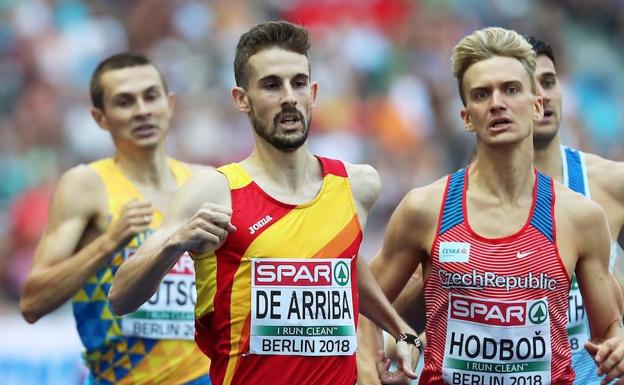 Durísima semifinal para Álvaro de Arriba con los actuales campeones del mundo al aire libre y bajo techo