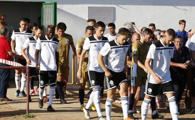 El CF Salmantino afronta su cuarto amistoso de pretemporada ante el Zamora