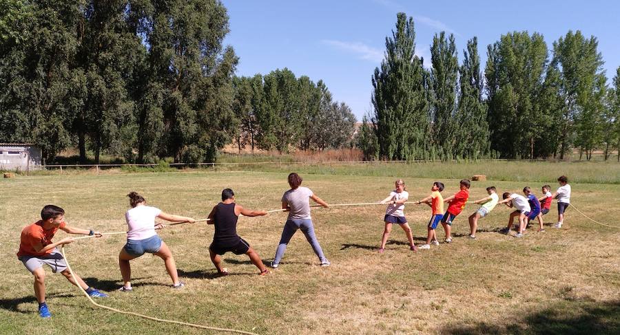 Los deportes tradicionales conquistan Wamba en sus olimpiadas rurales