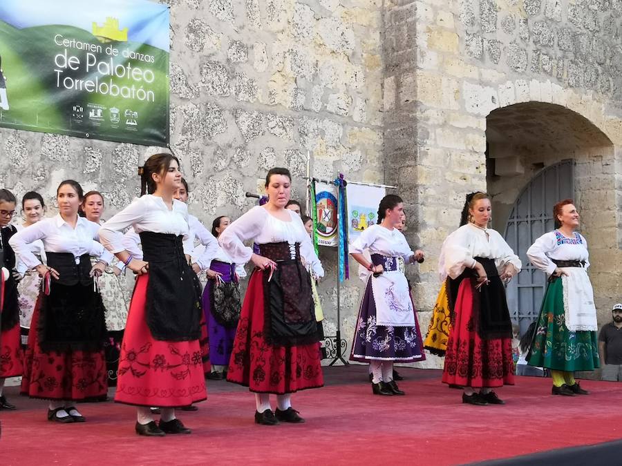 XII Certamen de danzas de paloteo en Torrelobatón