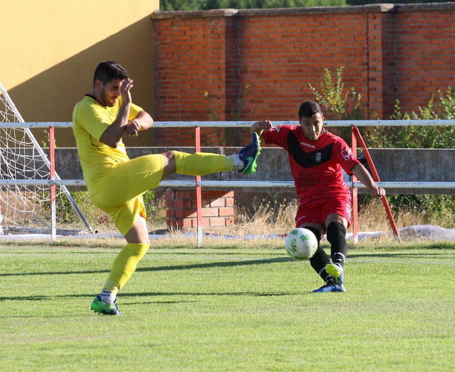 Partido de cuartos entre Villa de Simancas y La Cistérniga en el XXV Trofeo Diputación