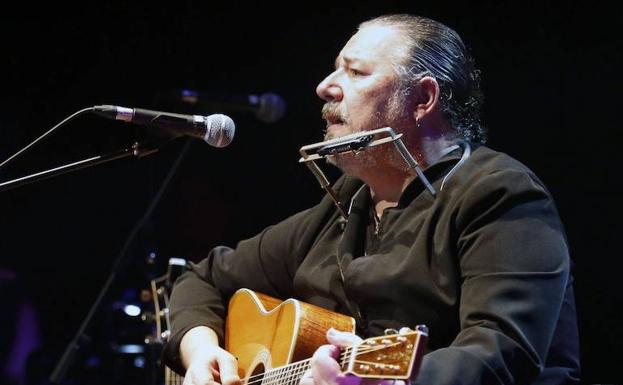 Revólver celebra en La Granja los 25 años del primer 'unplugged' de España