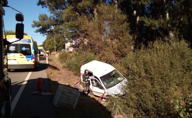 Herida una mujer al colisionar un turismo y una furgoneta en Zamora