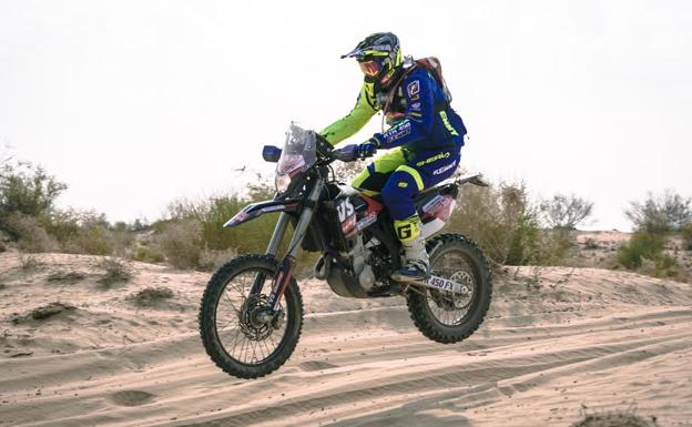 Lorenzo Santolino disputa la Baja India, un buen test en su preparación para el Dakar