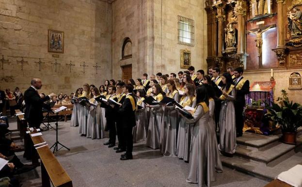 El coro Tomás Luis de Victoria de la UPSA inicia una gira por varias regiones alemanas