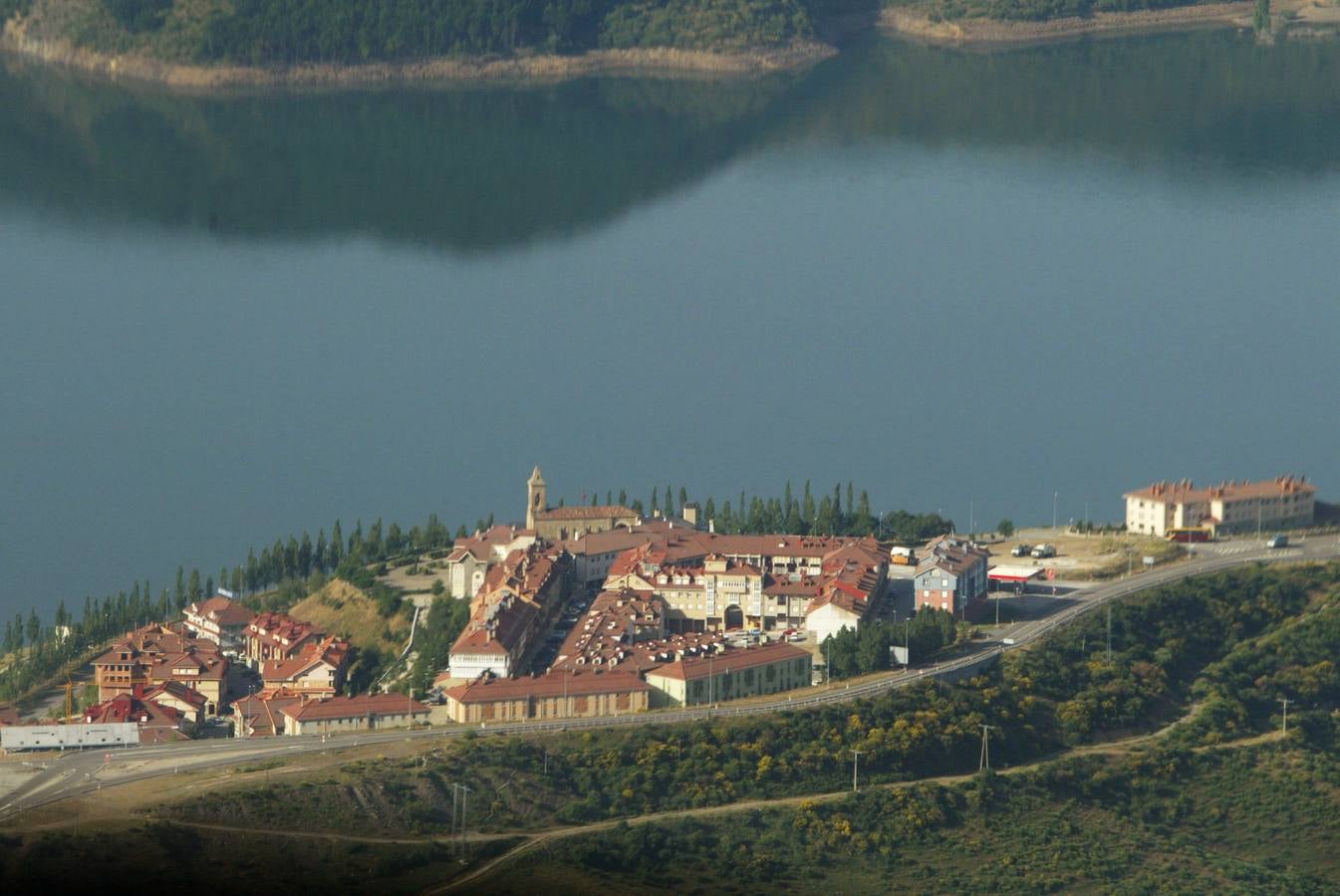 10 lugares refrescantes para escapar del calor en Castilla y León