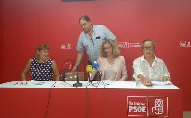 El PSOE clama contra «la dejadez y el abandono» de la sanidad rural