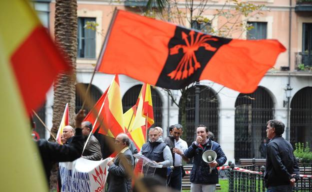 La celebración de un homenaje a la División Azul desata la polémica en Aguilar