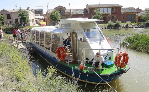 El barco Juan de Homar ha superado los 1.000 pasajeros en 20 días