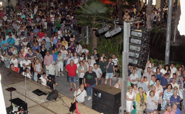 El pregonero reivindica la figura de la Santa para la construcción de un mundo mejor