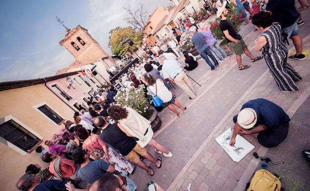 El festival Pan Duro convierte a Brieva en epicentro de la poesía