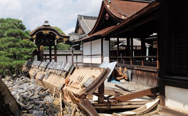 Mueren once personas y más de 300 resultan heridas a causa del paso del tifón 'Jebi' por Japón