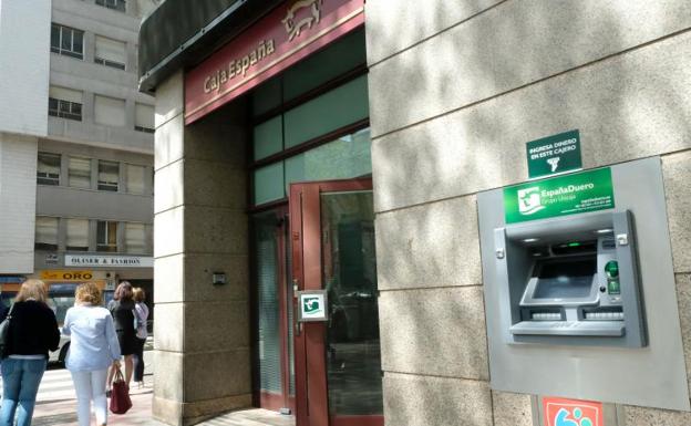 Unicaja Banco culmina la integración de su filial EspañaDuero
