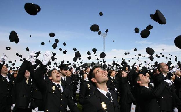 La nueva promoción de policías dejará en Ávila 36 millones de euros