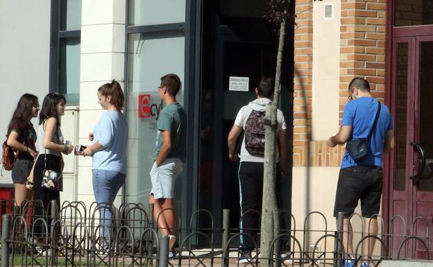 El plan municipal de empleo facilita un centenar de contratos en año y medio