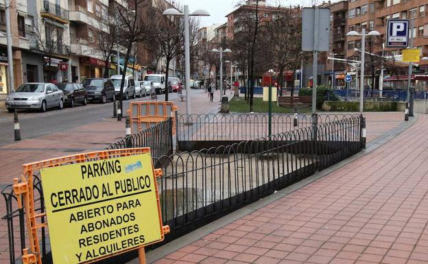 El comercio de José Zorrilla augura «terribles pérdidas» si el 'parking' no reabre en diciembre