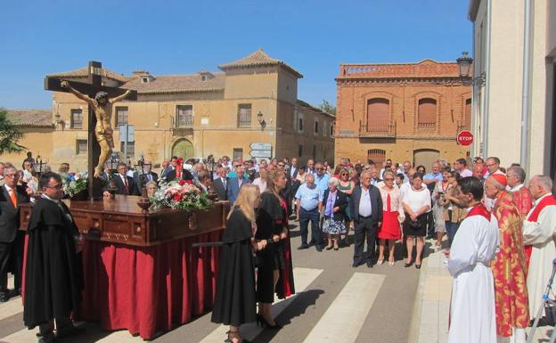 El cardenal Blázquez ensalza la participación de las mujeres en la procesión de Villavicencio