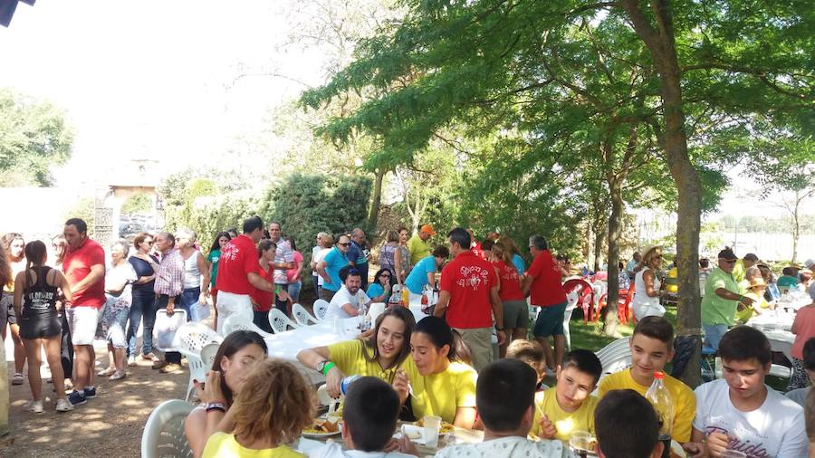 Tordehumos despide sus fiestas con una paella popular