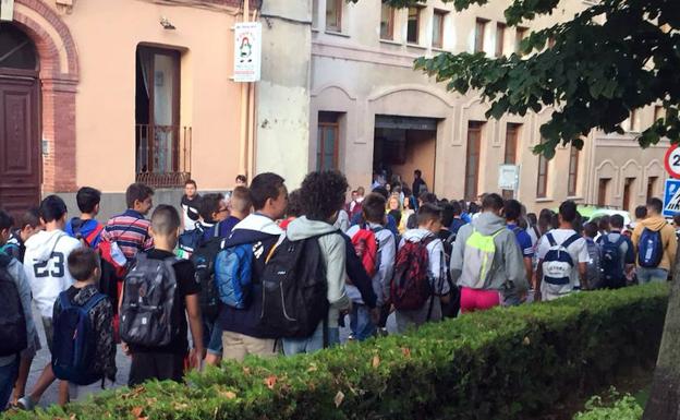 El curso de ESO y Bachillerato arranca en Segovia con casi 8.000 alumnos