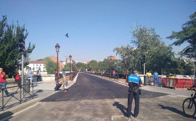 Reabiertos el Puente Mayor e Isabel La Católica en Valladolid después de cuatro meses de obras