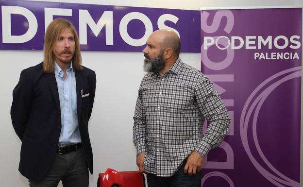 Podemos cree absurda la medida de cobrar por probarse la ropa