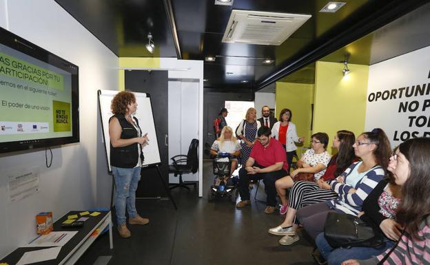 La ONCE llega con el 'roadshow' para el fomento del empleo