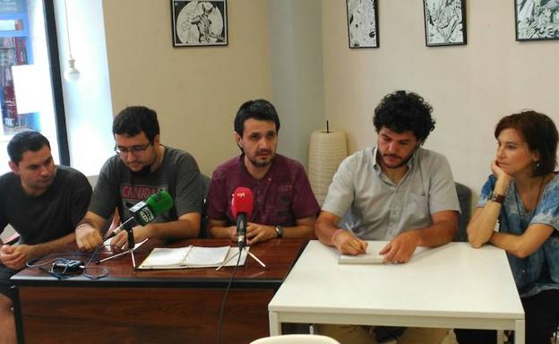 Ganemos e Izquieda Unida abogan por facilitar el retorno de los palentinos emigrados