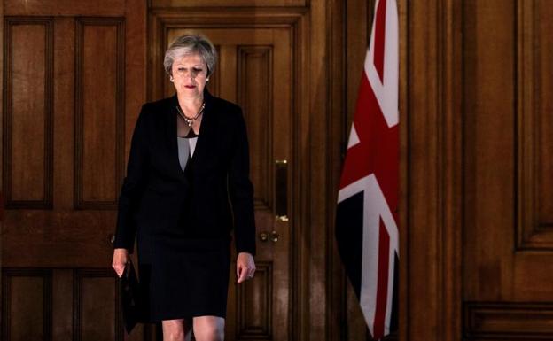 May pide a la UE «respeto» y nuevas propuestas para el 'brexit'