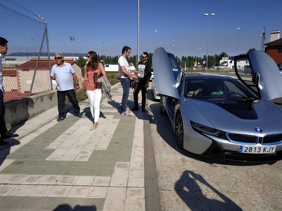 Locos por el volante que no contamina en Palencia