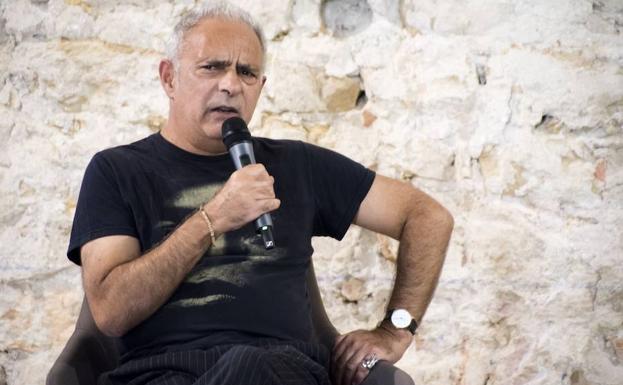 Hanif Kureishi: «Para escribir hay que ir contra la decencia»