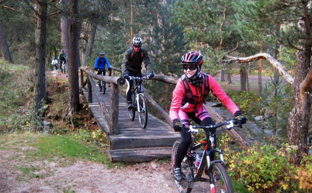 Los ciclistas reclaman formar parte del patronato del PRUG del Parque de Guadarrama