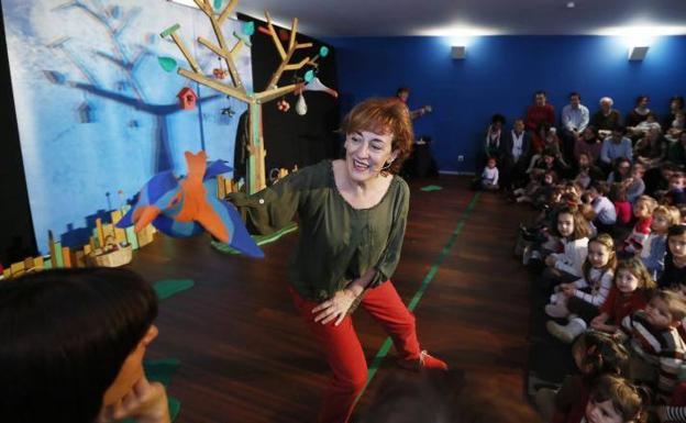 Teloncillo lleva su espectáculo 'Nidos' de gira por Colombia