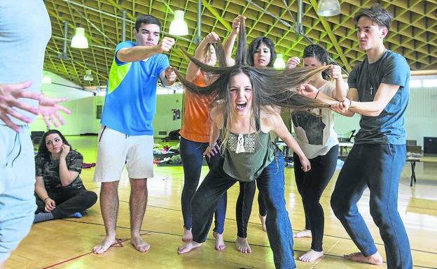 Buscan cincuenta jóvenes para poner en escena un musical en Valladolid
